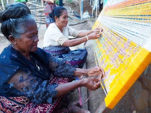 Lita Ikat Weaving Center 